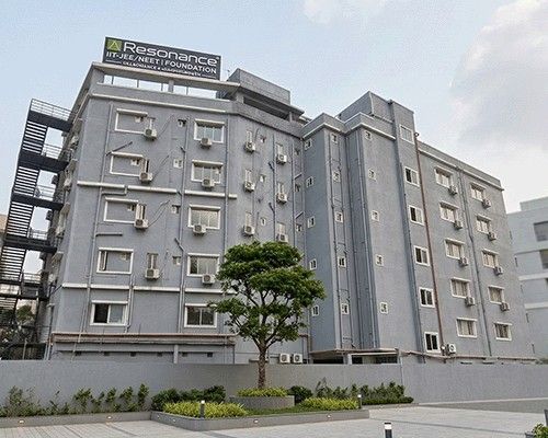 best junior colleges in Hyderabad for JEE Main and JEE Advanced coaching